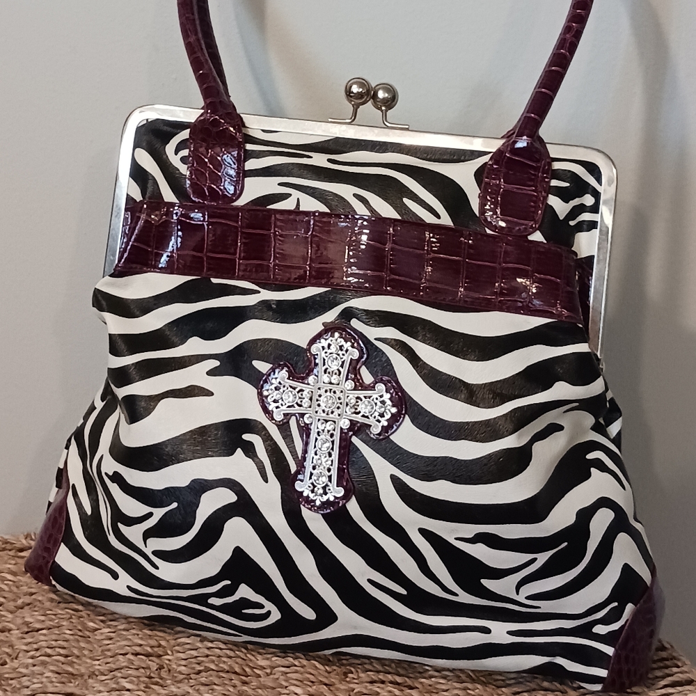 Purse - Picture 3 of 3